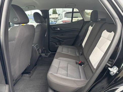 Used 2025 Chevrolet Trax LS image 15