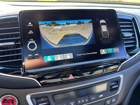 Used 2024 Honda Ridgeline TrailSport image 16