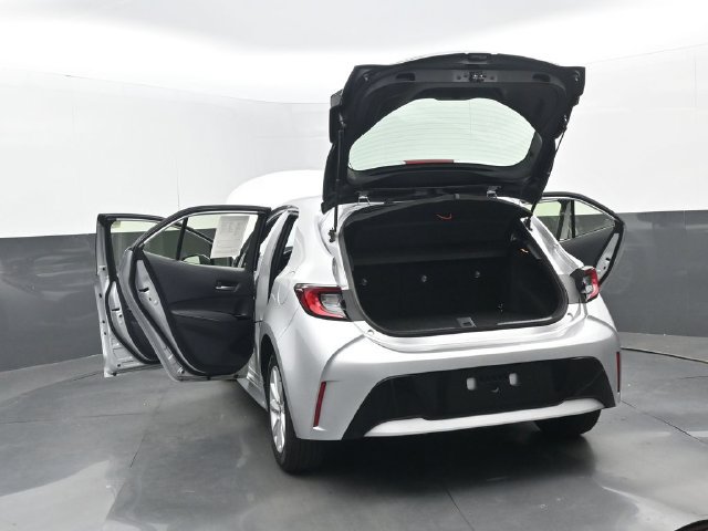 Used 2026 Toyota Corolla SE FWD image 33