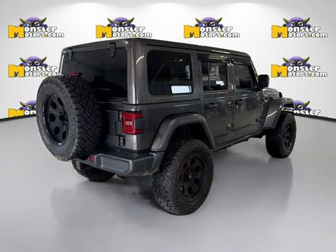 Used 2020 Jeep Wrangler Unlimited Sahara image 4