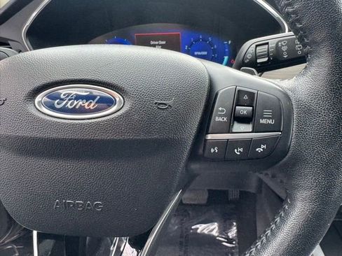 Used 2020 Ford Escape Titanium image 24