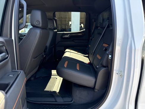 Used 2025 GMC Sierra 1500 AT4 AWD/4WD image 25