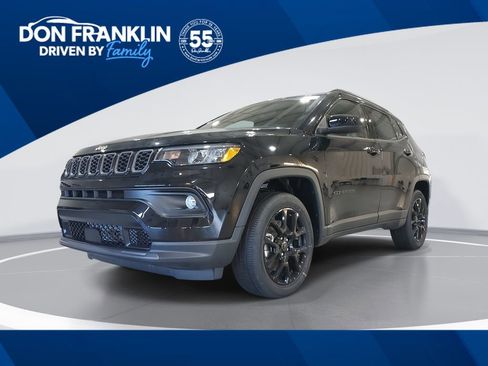 New 2026 Jeep Compass Latitude AWD/4WD image 1