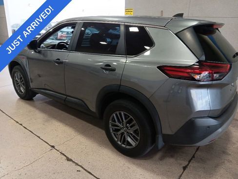 Used 2023 Nissan Rogue S FWD image 4