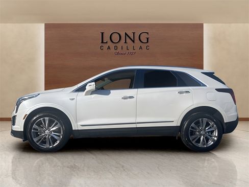 Certified 2023 Cadillac XT5 Premium Luxury image 2