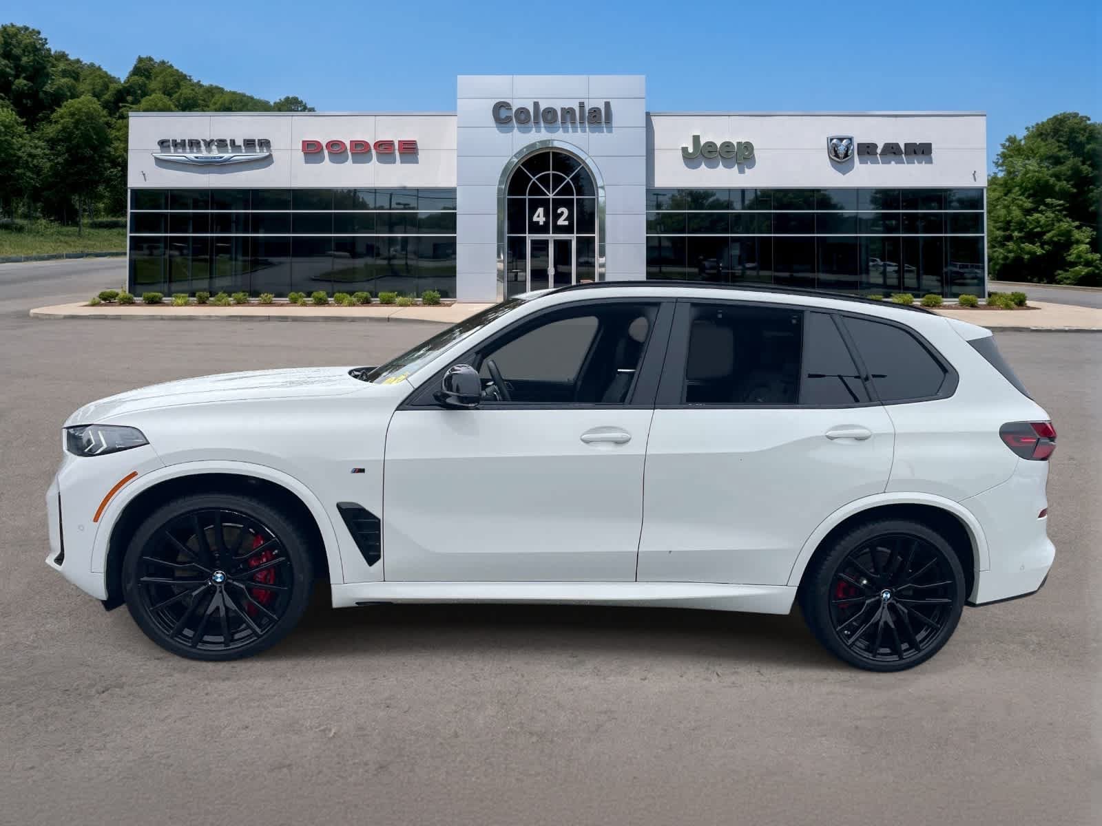 Used 2025 BMW X5 M60i w/ Climate Comfort Package AWD/4WD image 2