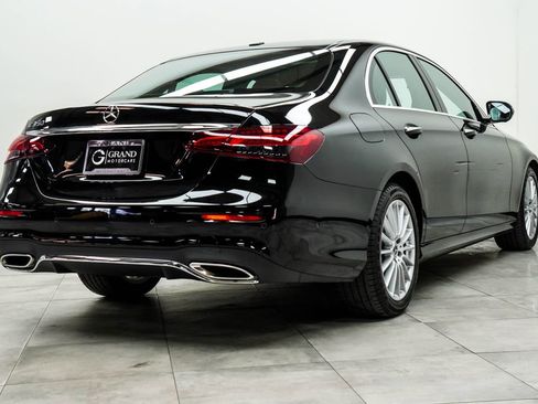 Used 2022 Mercedes-Benz E 350 Sedan image 8