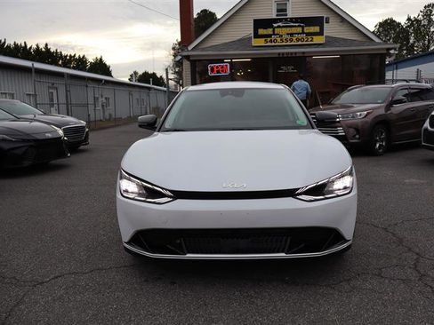 Used 2023 Kia EV6 Wind image 2