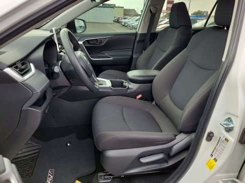 Used 2024 Toyota RAV4 LE image 12