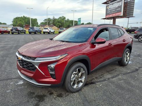 New 2025 Chevrolet Trax LT w/ LT Convenience Package image 7