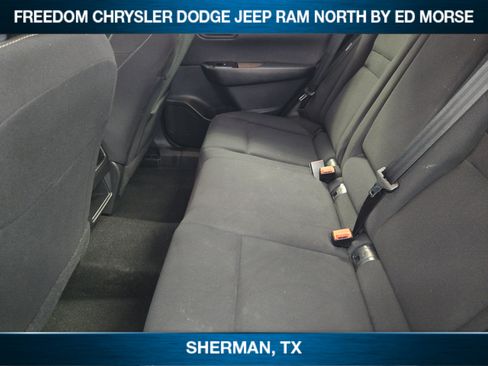 Used 2024 Nissan Rogue S FWD image 20