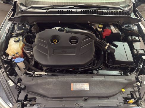 Used 2016 Ford Fusion SE w/ Equipment Group 201A AWD/4WD image 29