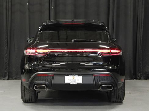 Certified 2026 Porsche Macan AWD/4WD image 4