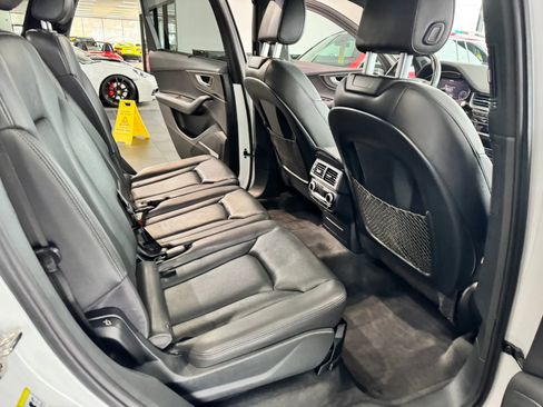 Used 2017 Audi Q7 3.0T Prestige image 15