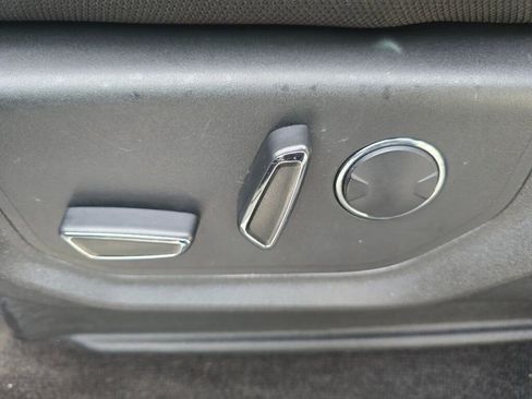 Used 2018 Ford F150 XLT w/ Equipment Group 302A Luxury image 21