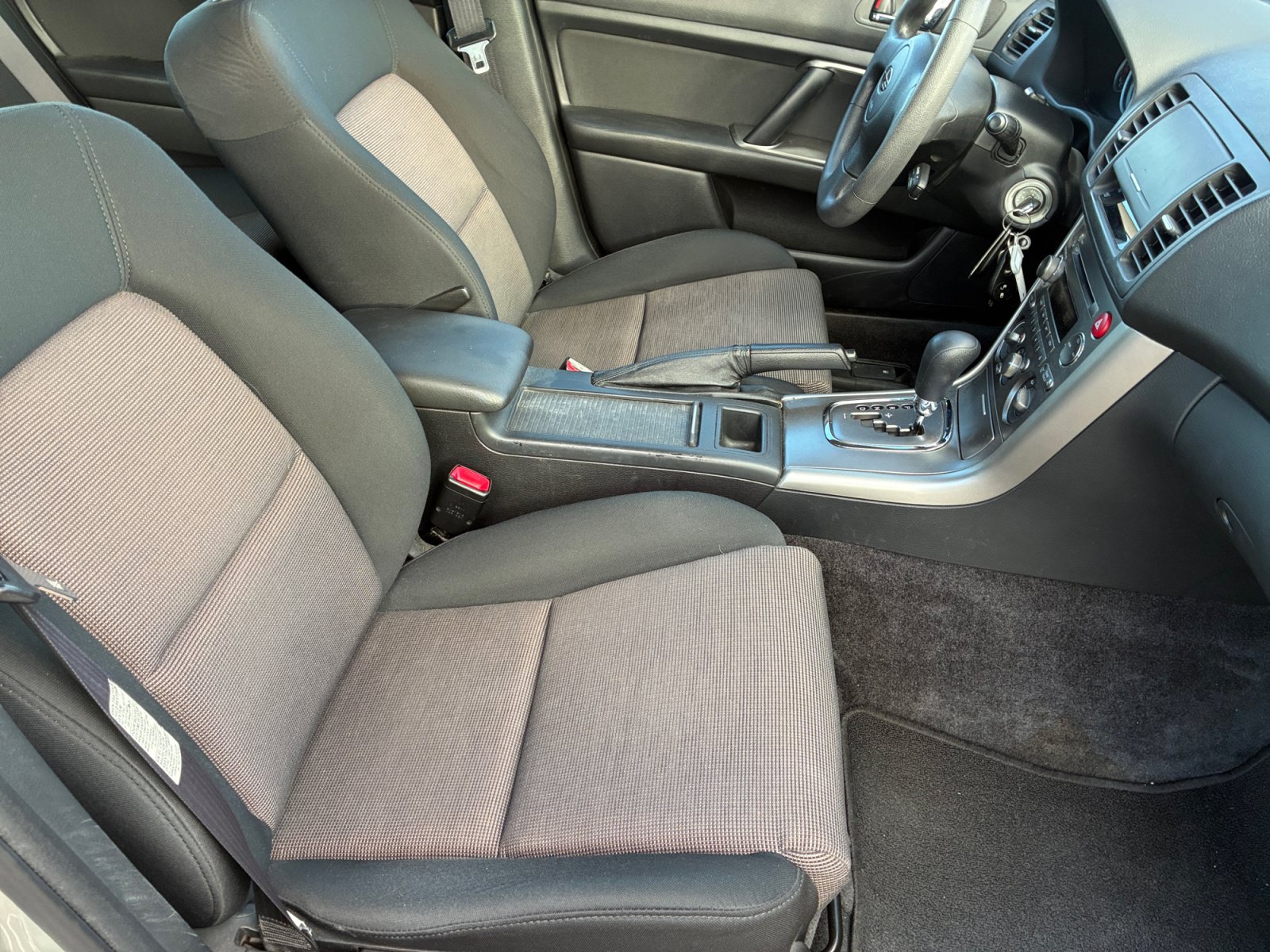 Used 2005 Subaru Legacy 2.5i AWD/4WD image 16