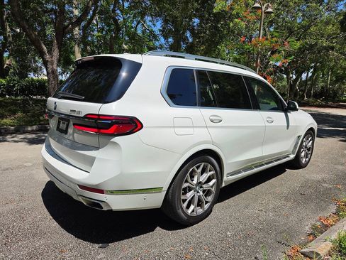 Used 2026 BMW X7 xDrive40i AWD/4WD image 7