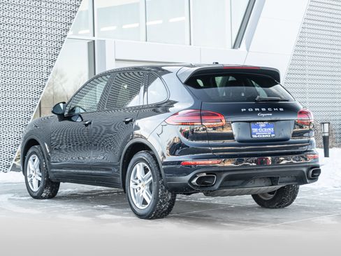 Used 2018 Porsche Cayenne image 5