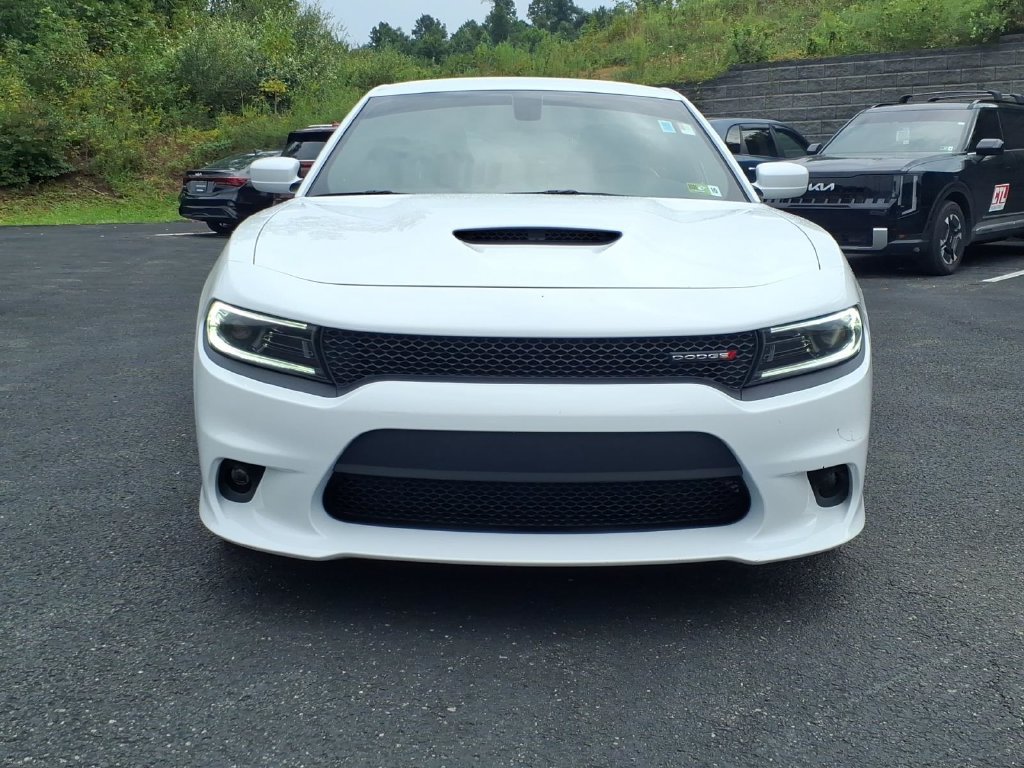 Used 2022 Dodge Charger R/T RWD image 5
