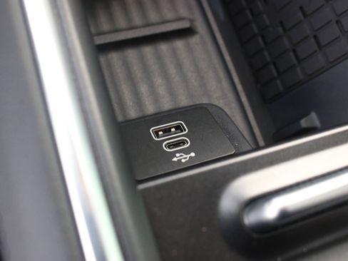 Used 2025 Ford Expedition Tremor AWD/4WD image 29