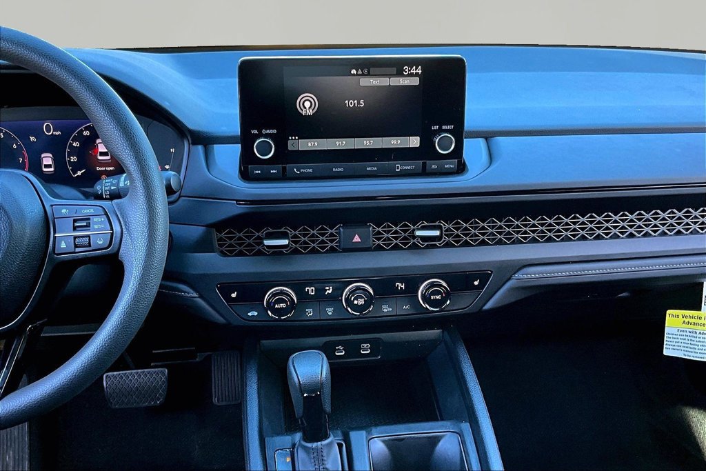Used 2025 Honda Accord SE image 10