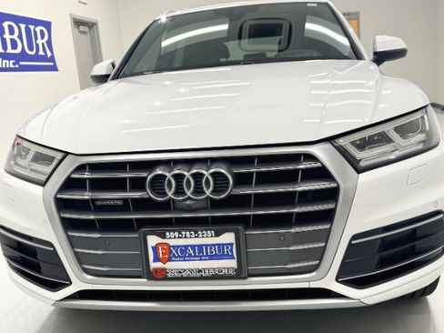 Used 2018 Audi Q5 Prestige w/ Prestige Package AWD/4WD image 11
