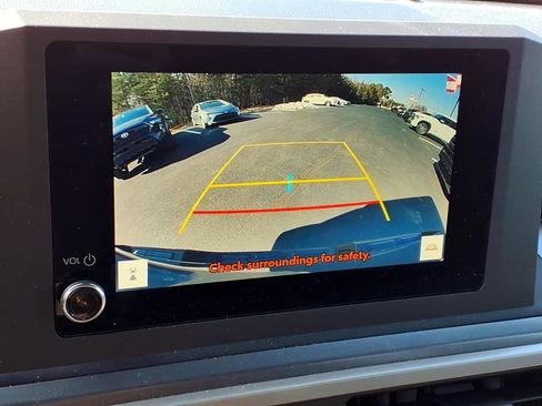 Certified 2024 Toyota Tacoma SR5 image 17