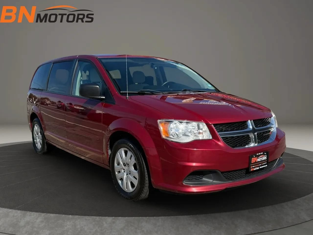 Used 2015 Dodge Grand Caravan SE w/ Quick Order Package 29E SE FWD image 4