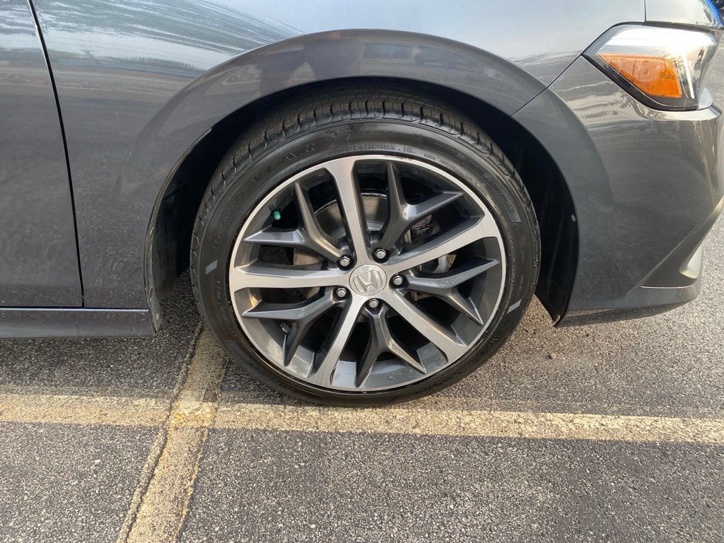 Certified 2024 Honda Civic Touring image 11
