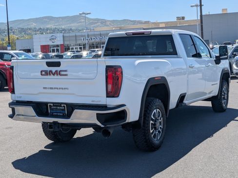 Certified 2023 GMC Sierra 2500 SLT AWD/4WD image 6