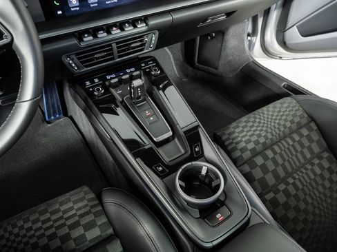 New 2026 Porsche 911 Carrera RWD image 17