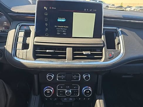 Used 2024 GMC Yukon XL AT4 w/ AT4 Premium Plus Package AWD/4WD image 28