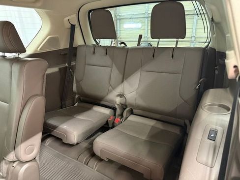 Used 2019 Lexus GX 460 Luxury AWD/4WD image 23