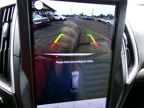 Used 2023 Ford Edge SEL w/ Convenience Package image 36