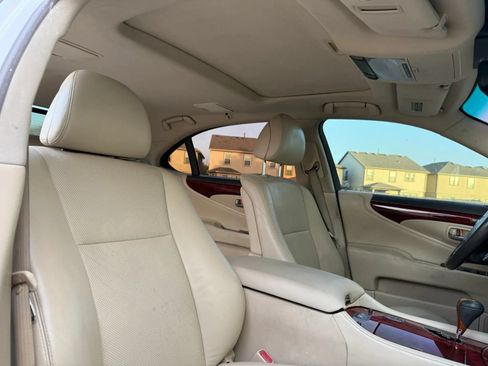 Used 2010 Lexus LS 460 L RWD image 17