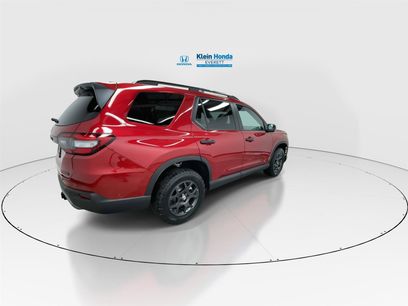 New 2025 Honda Pilot TrailSport