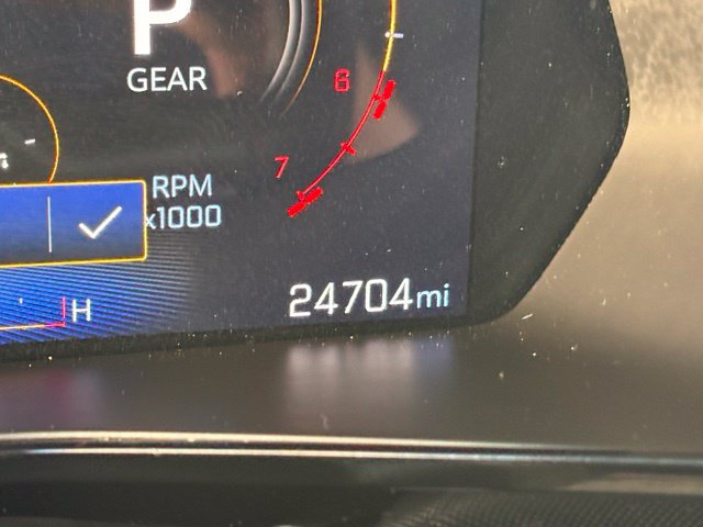 Used 2024 Chevrolet Colorado Z71 w/ LPO, Dark Essentials Package AWD/4WD image 4