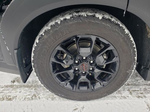 Certified 2025 Nissan Armada PRO-4X w/ Pro-4X Premium Package image 44