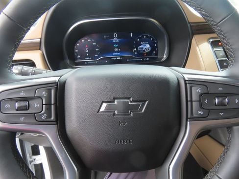 Used 2023 Chevrolet Tahoe Premier RWD image 29