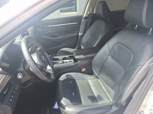Certified 2022 Nissan Altima 2.5 SL FWD image 9