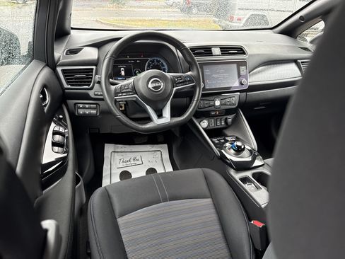 Certified 2024 Nissan Leaf SV Plus FWD image 12