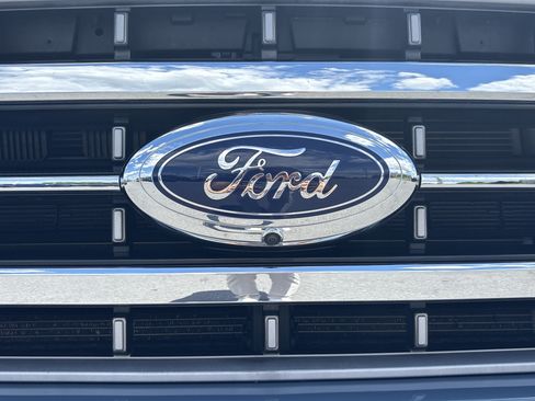 Used 2023 Ford F150 Lariat w/ Equipment Group 502A High AWD/4WD image 5