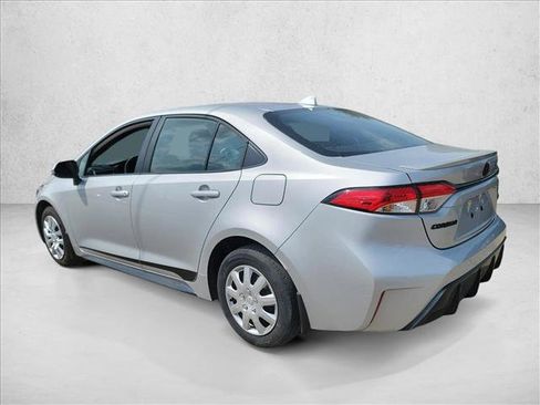 Used 2026 Toyota Corolla SE FWD image 7