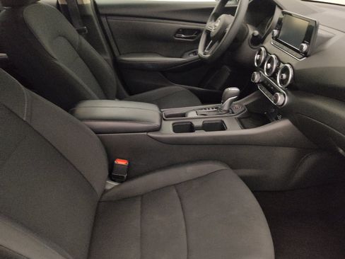 Used 2024 Nissan Sentra S FWD image 21