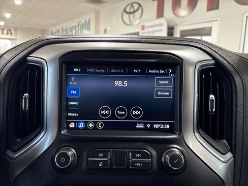 Used 2021 Chevrolet Silverado 1500 RST RWD image 17