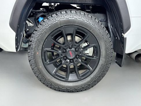 Used 2023 Toyota Tundra Limited w/ TRD Off-Road Package AWD/4WD image 10