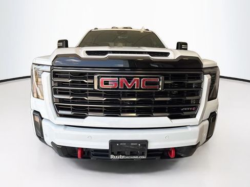 Used 2024 GMC Sierra 3500 AT4 w/ AT4 Premium Plus Package AWD/4WD image 2