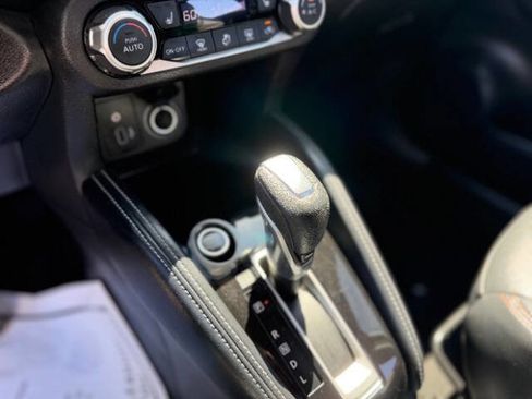 Used 2019 Nissan Kicks SR w/ SR Premium Package FWD image 16