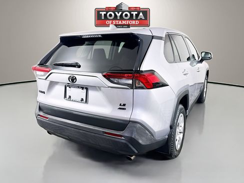 Used 2023 Toyota RAV4 LE image 7