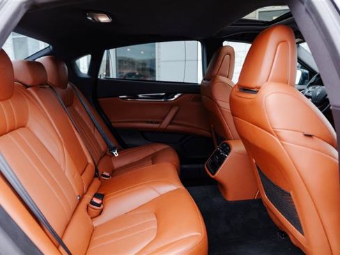 Used 2017 Maserati Quattroporte S GranSport Q4 image 40